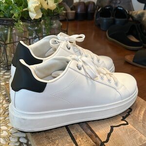 Madden Girl size 8.5 White and Black Women's Sneakers
